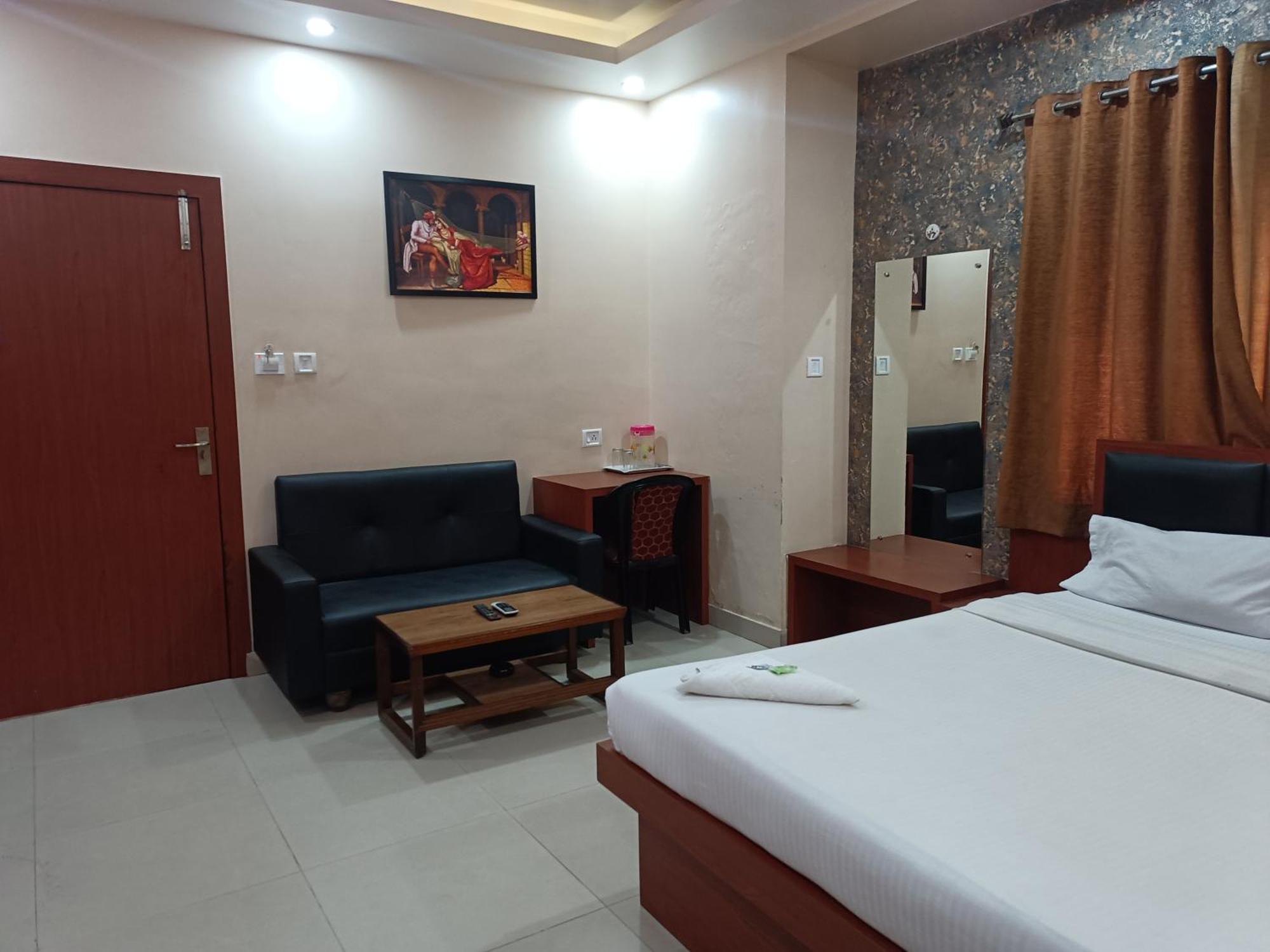 Hotel Sudakshina By Roh Silchar Exterior photo